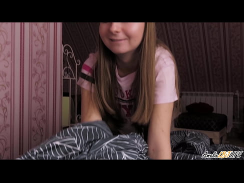 ❤️ Blondina îi suge adânc prietenei ei și primește spermă în gură ️❌ at porn ro.dreamlandpassionfever.ru